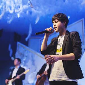 大乳女被狂揉gif图片
